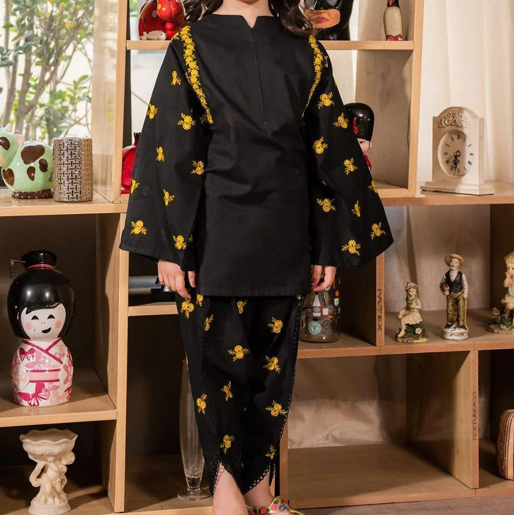 2 Pcs Girl's Stitched Cotton Embroidered suit