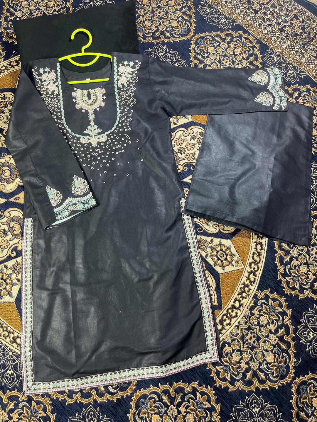 2 Pcs Girl's Stitched Cotton Embroidered Kurta