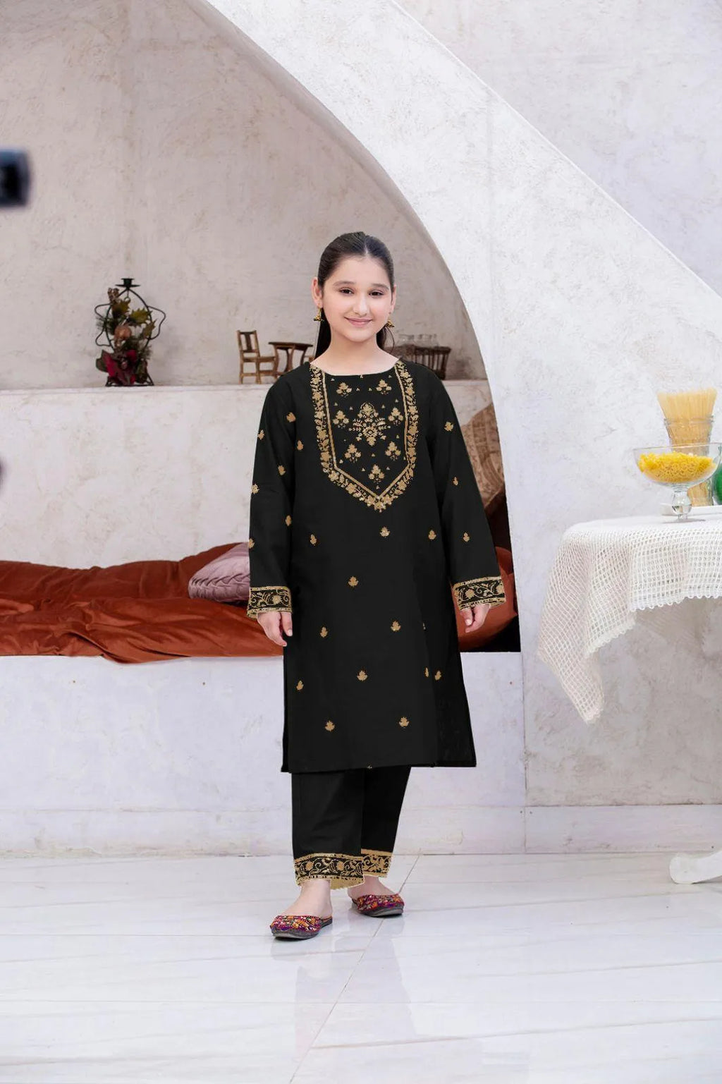 2 Pcs Girl's Linen Embroidered Kurta And Trouser