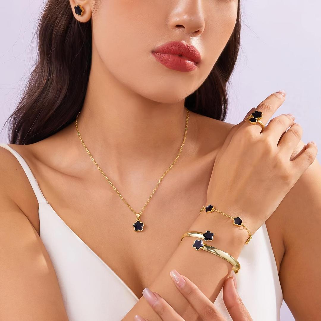 Gold Plated Necklace And Bracelet Set